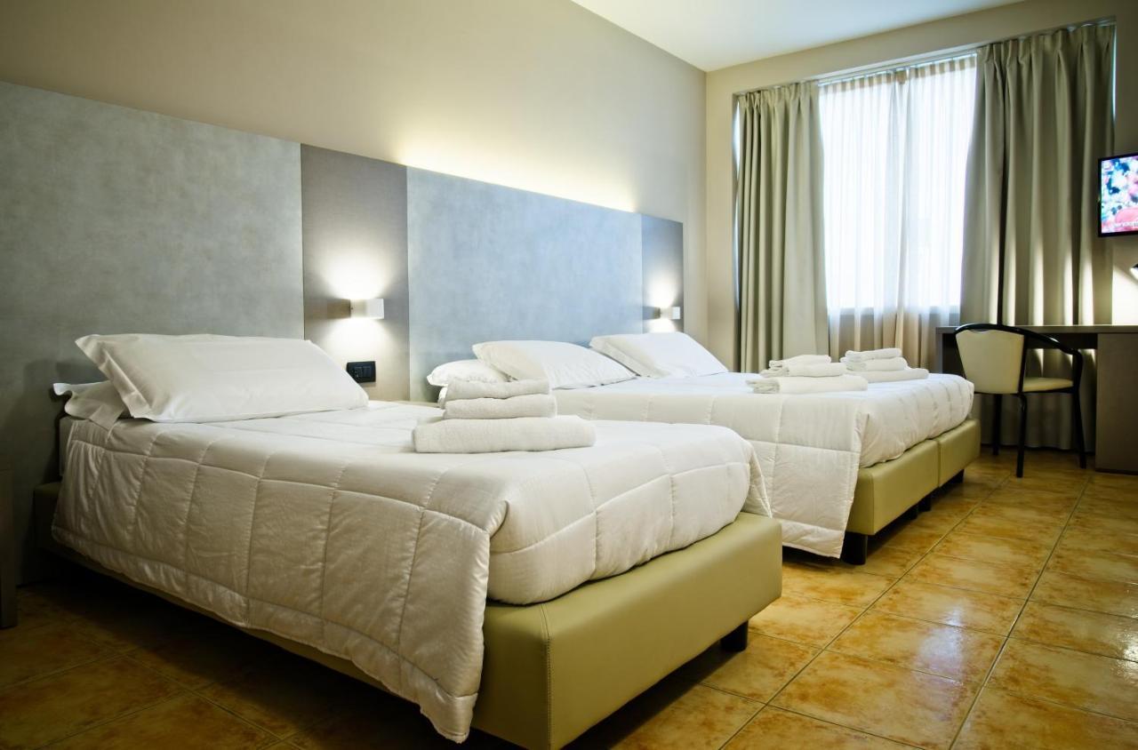 Papillon Hotel 3*