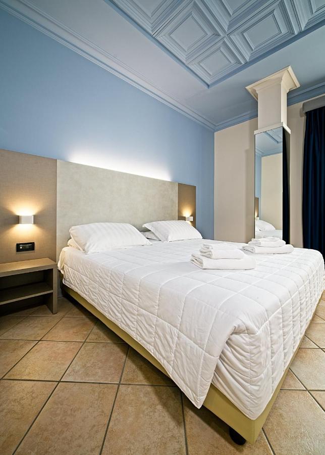 Papillon Hotel 3*
